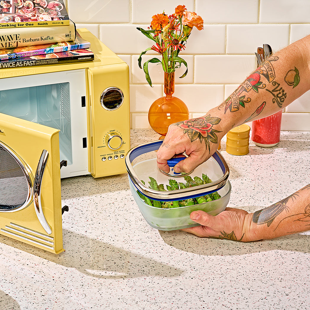 5.5-Cup Glass Square Shallow Dish