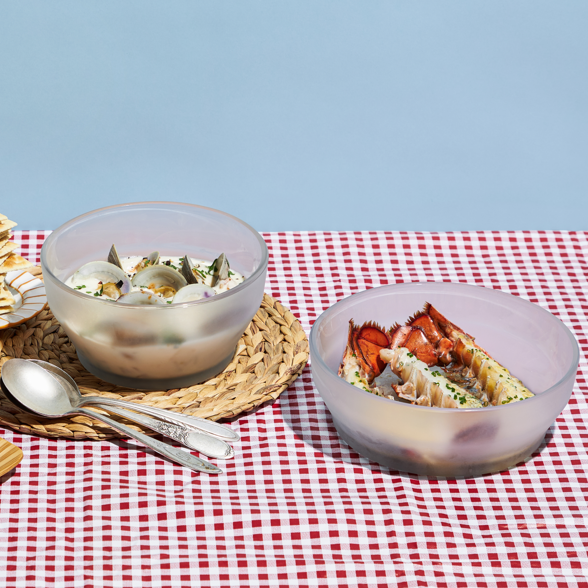 4-Piece Glass Round Dish Set + Cookbooklet Bundle