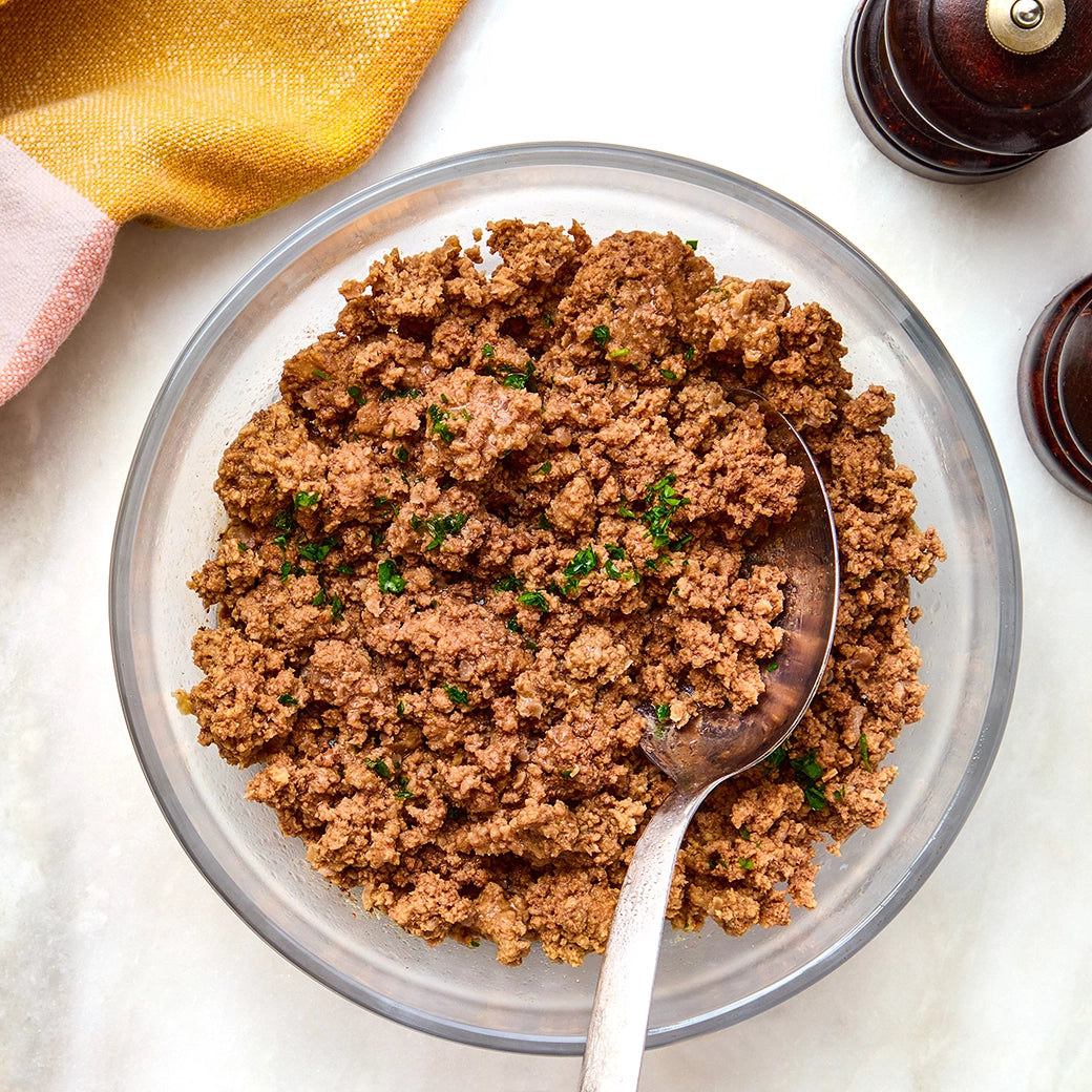 Perfectly cooked ground beef made and served in the glass Anyday dish, providing evenly cooked and tender meat. This method ensures quick and efficient cooking, ideal for adding to tacos, pasta, or various recipes.