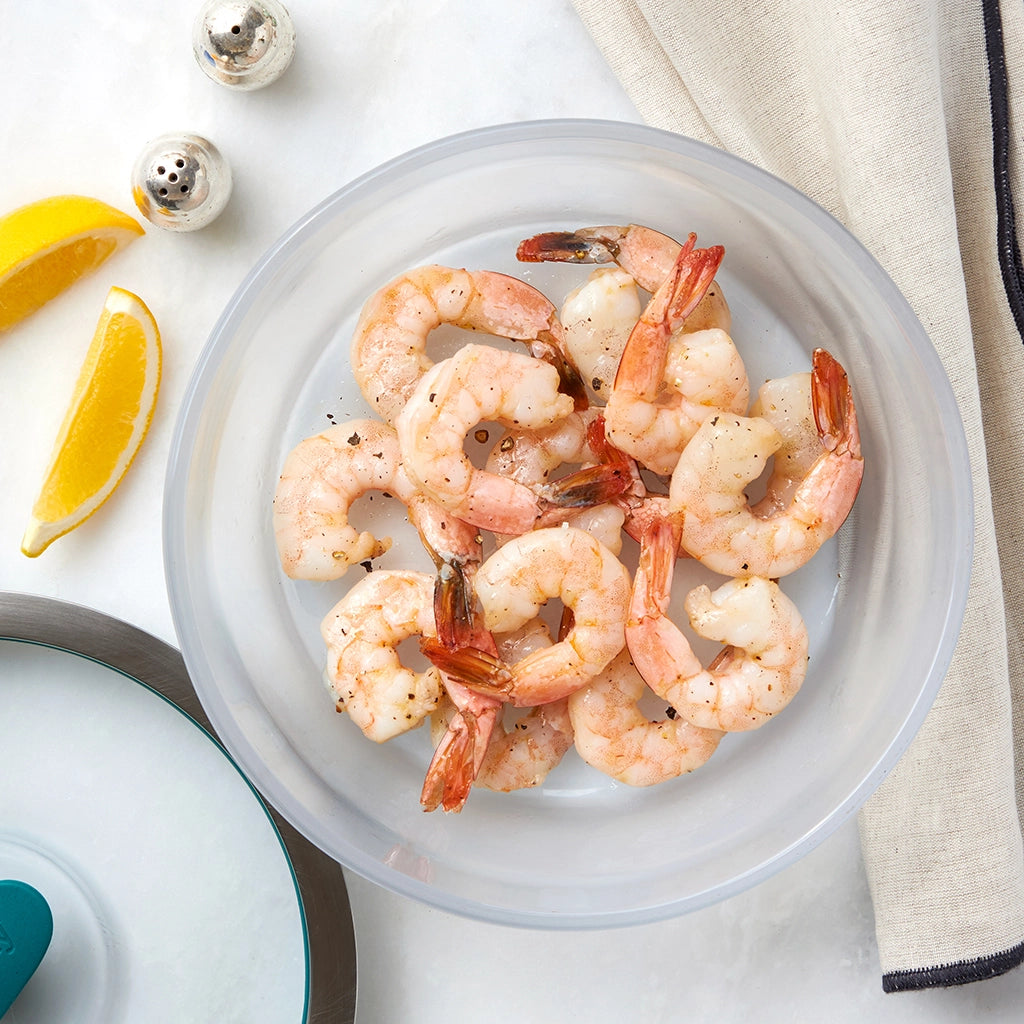 Perfectly cooked shrimp made and served in the glass Anyday dish, providing tender and juicy shrimp with no unpleasant odors. This method ensures evenly cooked shrimp, ideal for a quick and delicious main dish or addition to various recipes.