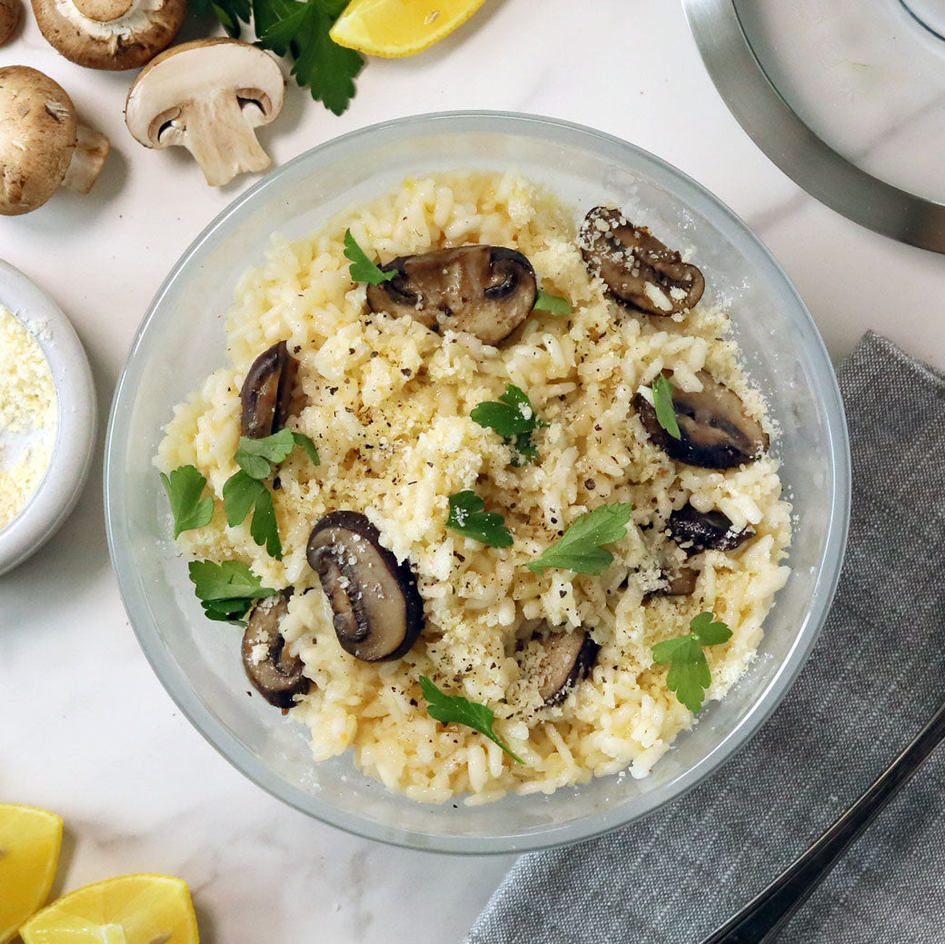 Perfectly creamy mushroom risotto made in the glass Anyday dish, featuring tender Arborio rice and savory mushrooms. This quick and easy microwave recipe ensures a rich and flavorful risotto, ideal for a comforting and delicious meal.