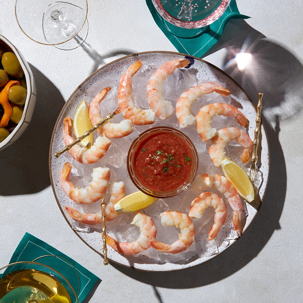 Perfectly cooked shrimp cocktail made in the microwave using the glass Anyday dish, ensuring tender shrimp with no unpleasant odors. Enjoy a quick and elegant appetizer that's ready in minutes.